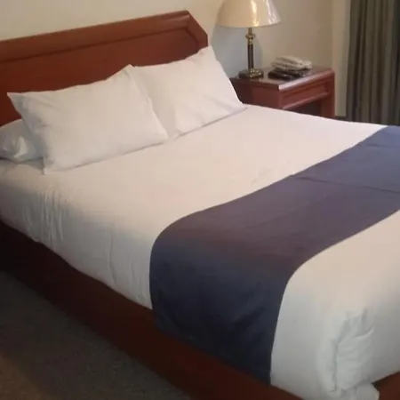 Qarmenqa Hotel