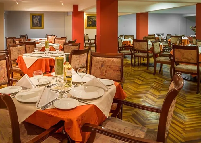 Quechua Plaza ホテル 3*