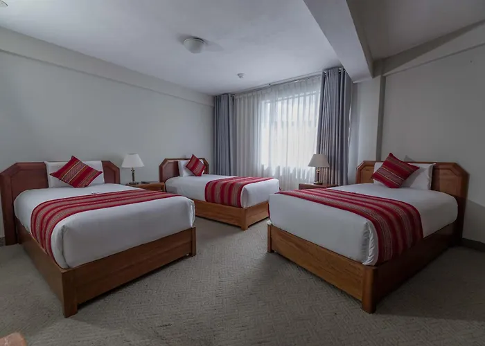 Quechua Plaza 3* クスコ