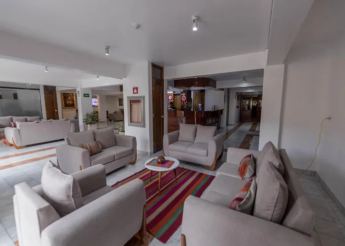 Quechua Plaza 3* クスコ