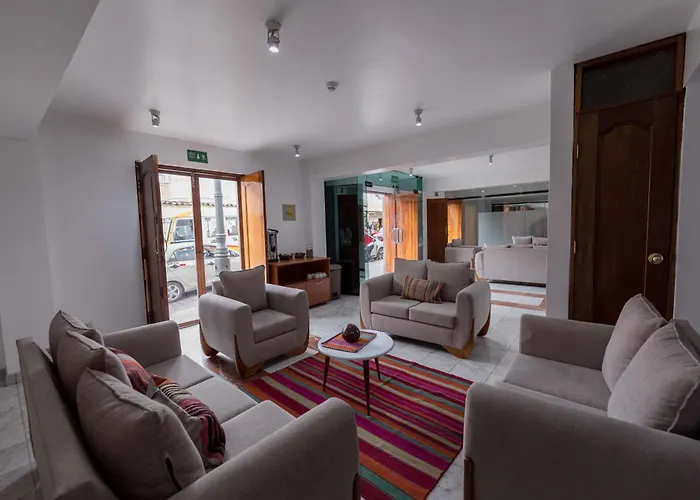 ホテル Quechua Plaza 3*